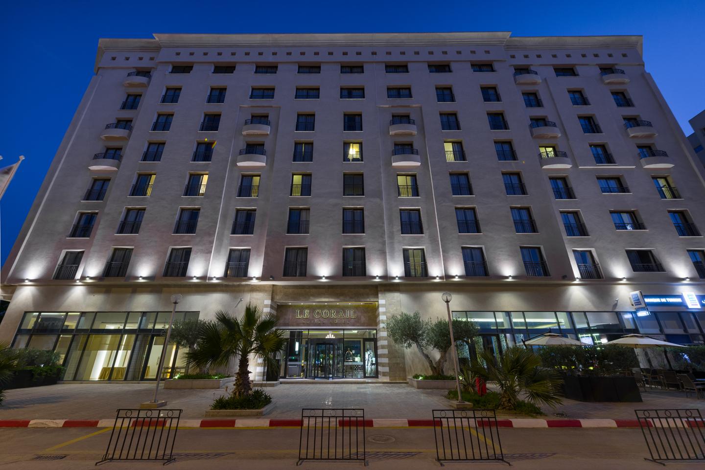 Le Corail Suites Hotel Tunis Bagian luar foto