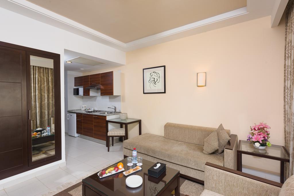 Le Corail Suites Hotel Tunis Bagian luar foto